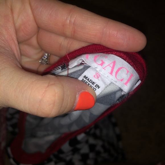 Waist hitting crop top - Picture 3 of 3